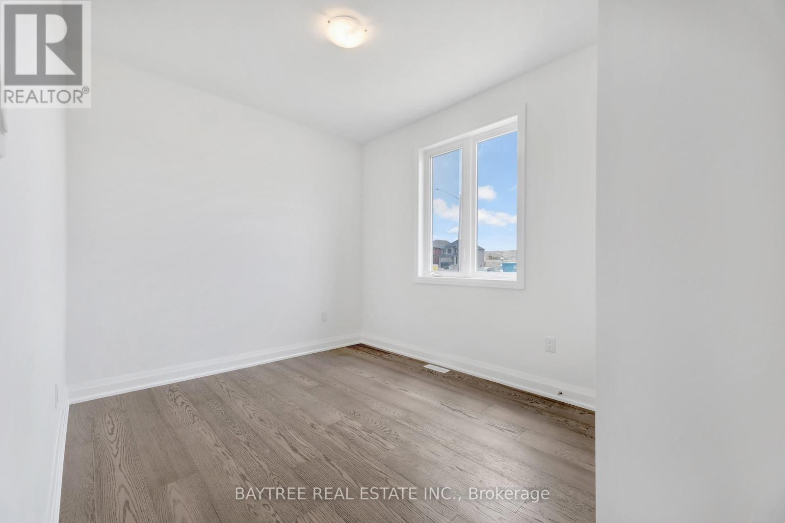 37 Lally Terrace, Barrie, Ontario  L9J 0Y2 - Photo 17 - S12853152