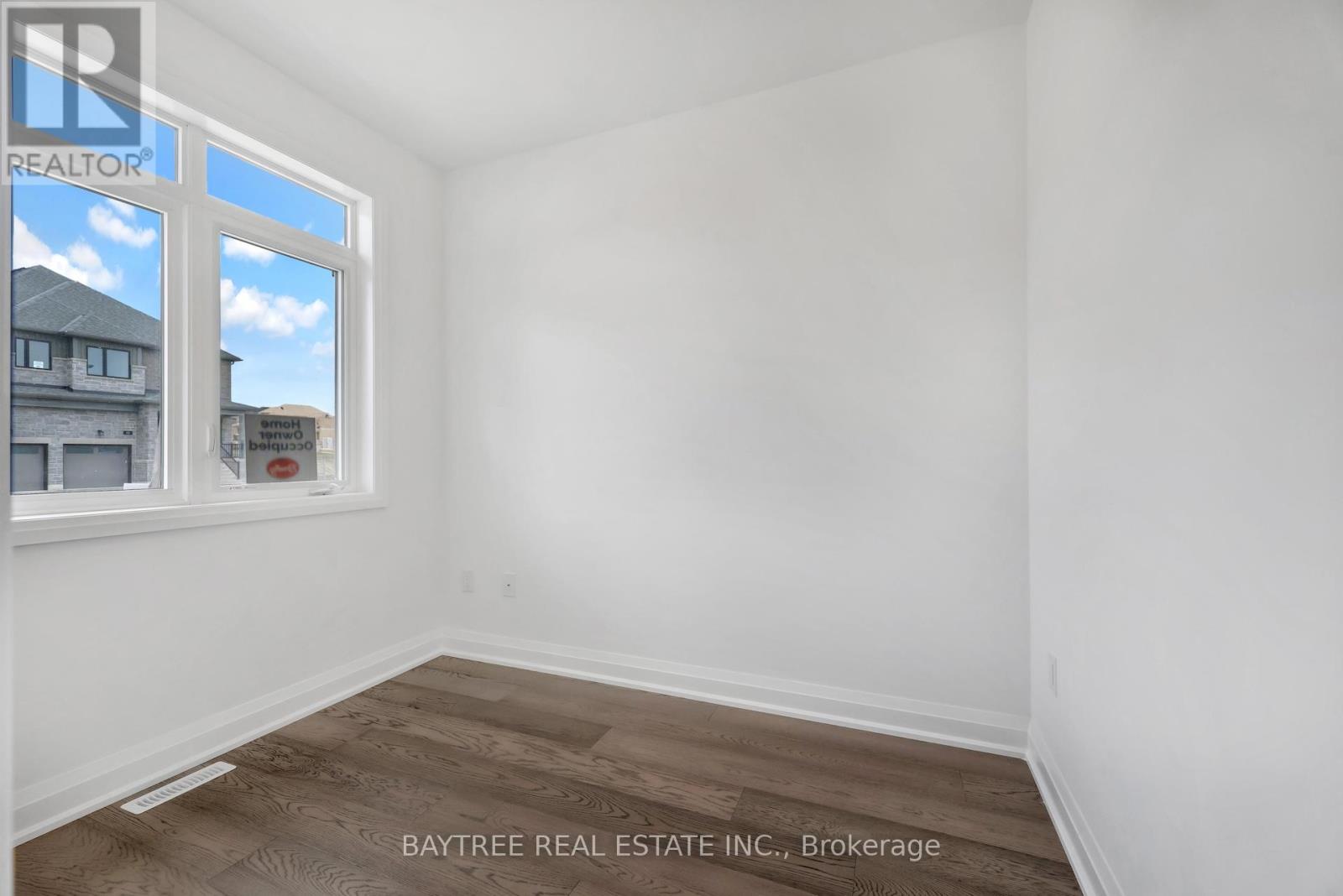 37 Lally Terrace, Barrie, Ontario  L9J 0Y2 - Photo 18 - S12853152