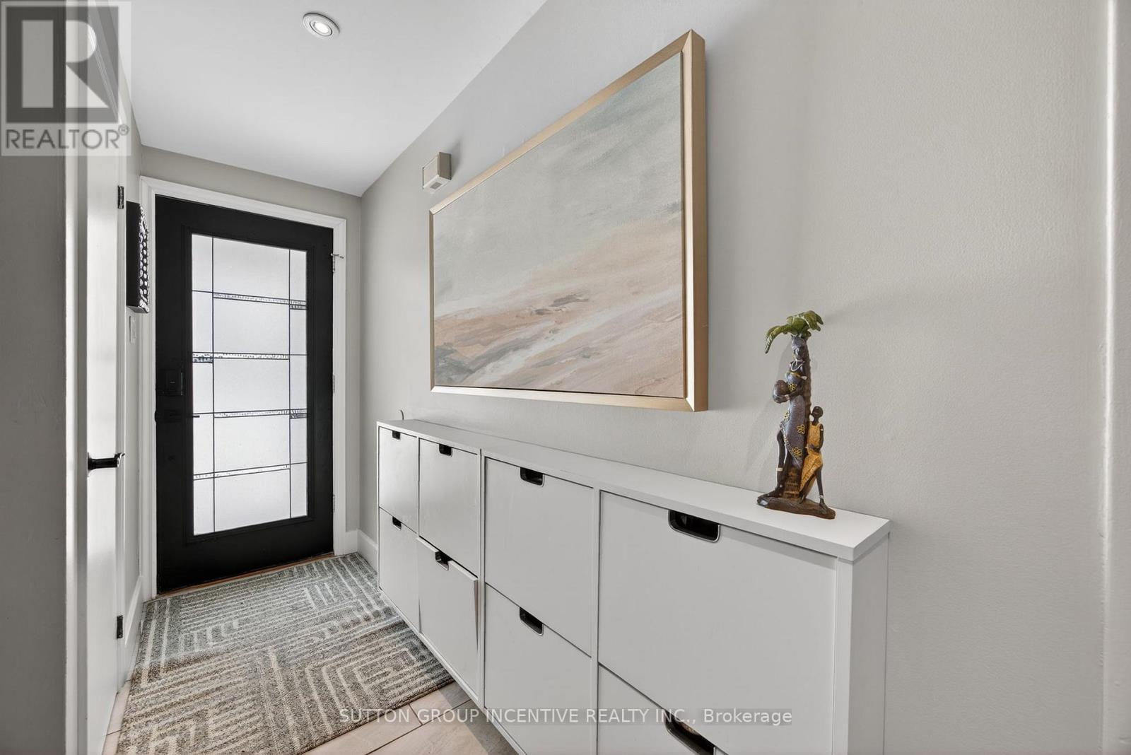 56 Shakespeare Crescent, Barrie (Letitia Heights), Ontario  L4N 6C1 - Photo 5 - S12853274