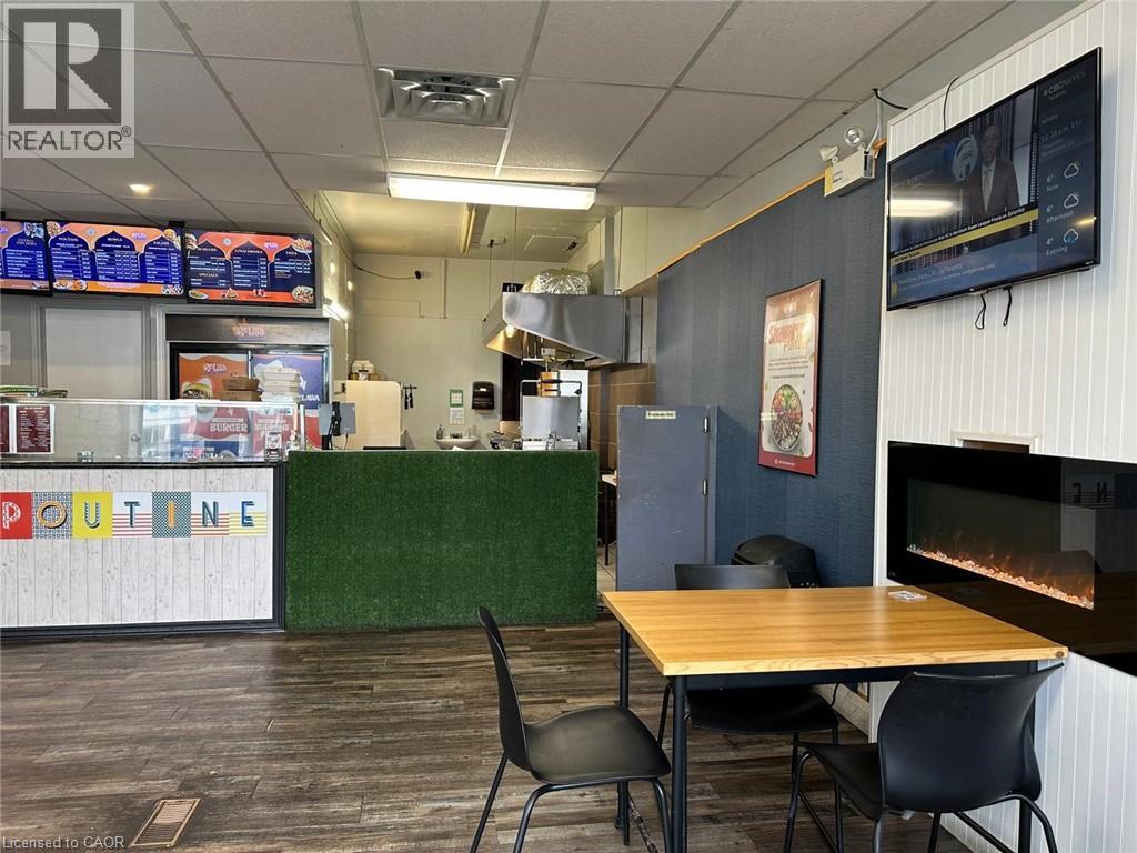 699 Belmont Avenue, Kitchener, Ontario  N2M 1P1 - Photo 3 - 40810194