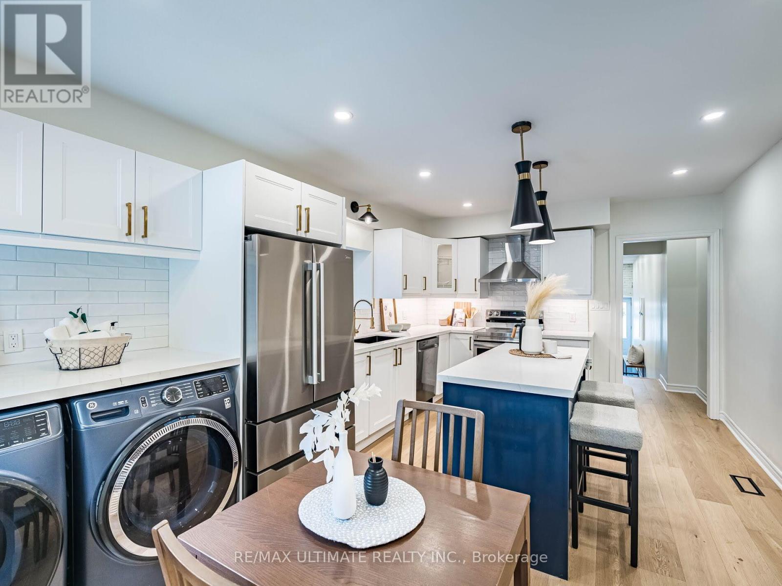 918 Ossington Avenue, Toronto (Dovercourt-Wallace Emerson-Junction), Ontario  M6J 3V1 - Photo 11 - W12853176