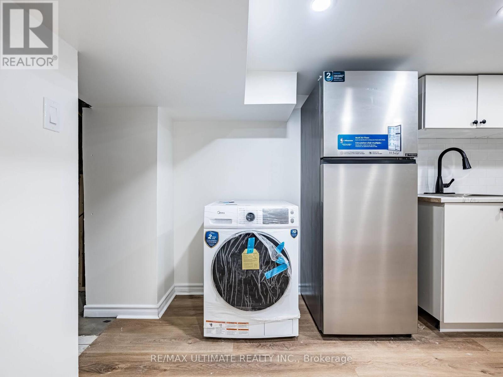 918 Ossington Avenue, Toronto (Dovercourt-Wallace Emerson-Junction), Ontario  M6J 3V1 - Photo 38 - W12853176