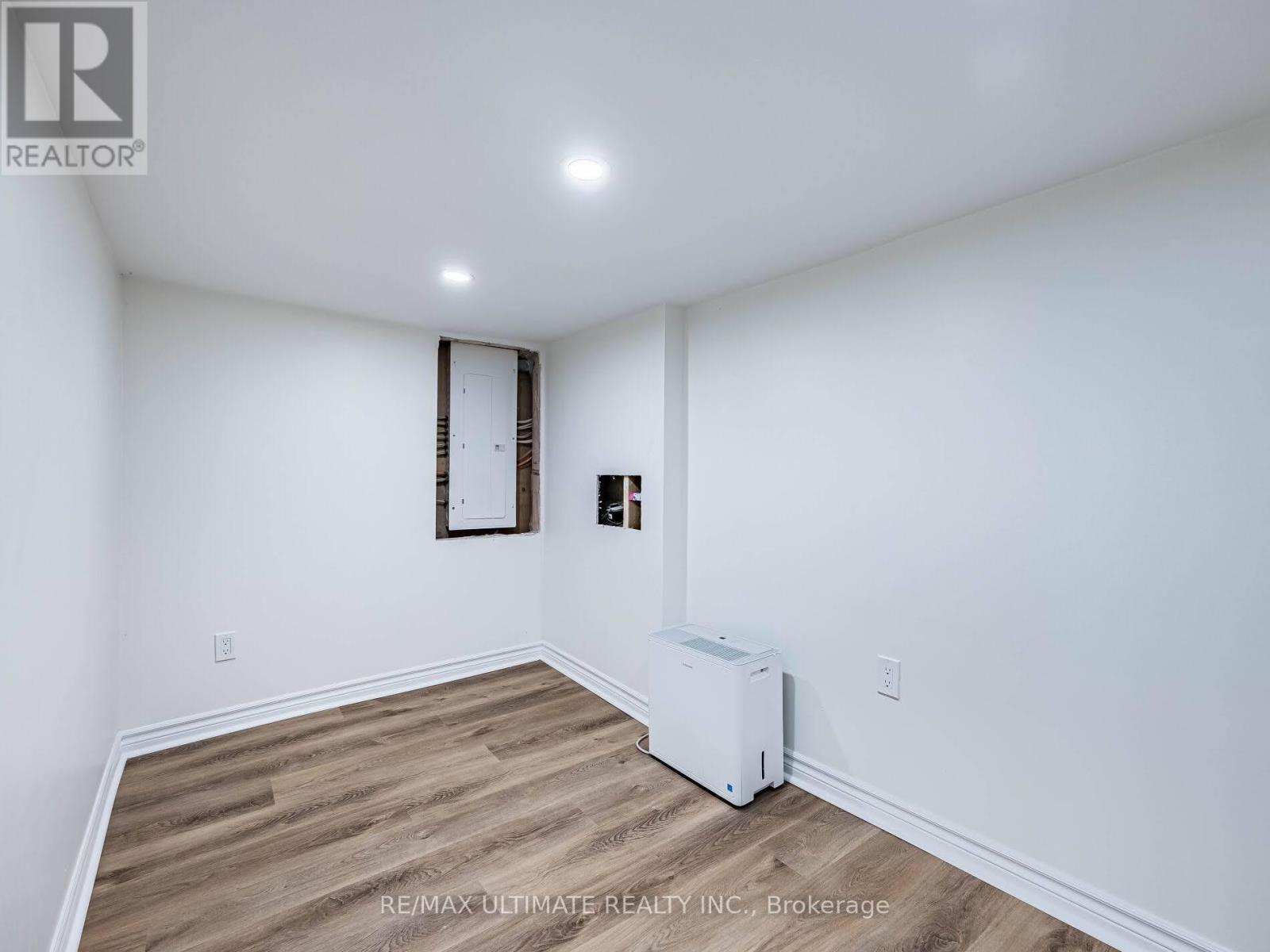 918 Ossington Avenue, Toronto (Dovercourt-Wallace Emerson-Junction), Ontario  M6J 3V1 - Photo 41 - W12853176