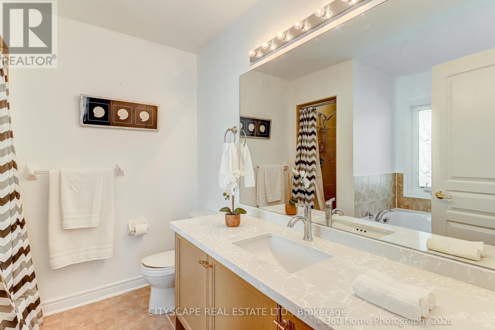 5487 Fudge Terrace, Mississauga, Ontario  L5M 0M9 - Photo 19 - W12853196