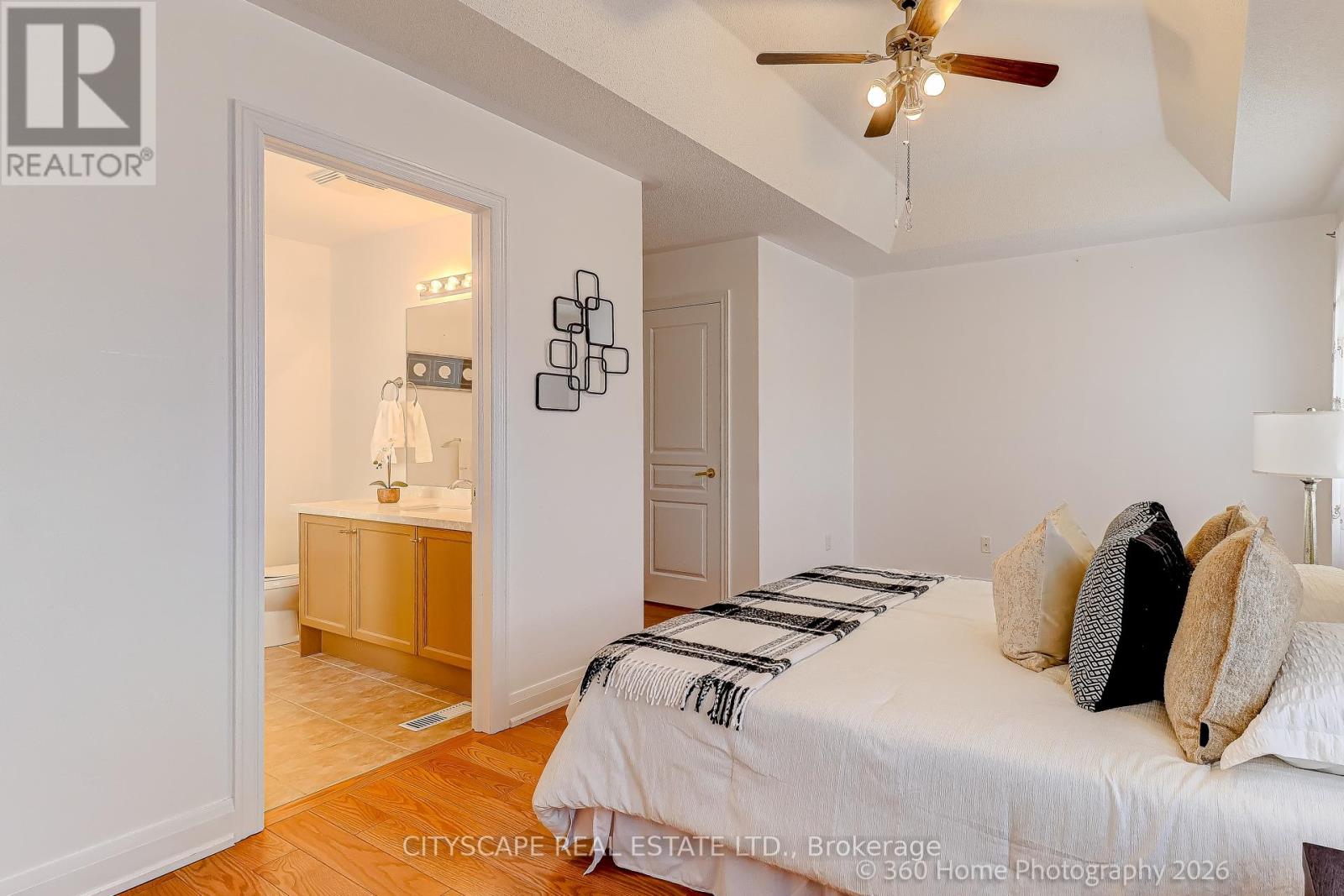 5487 Fudge Terrace, Mississauga, Ontario  L5M 0M9 - Photo 21 - W12853196