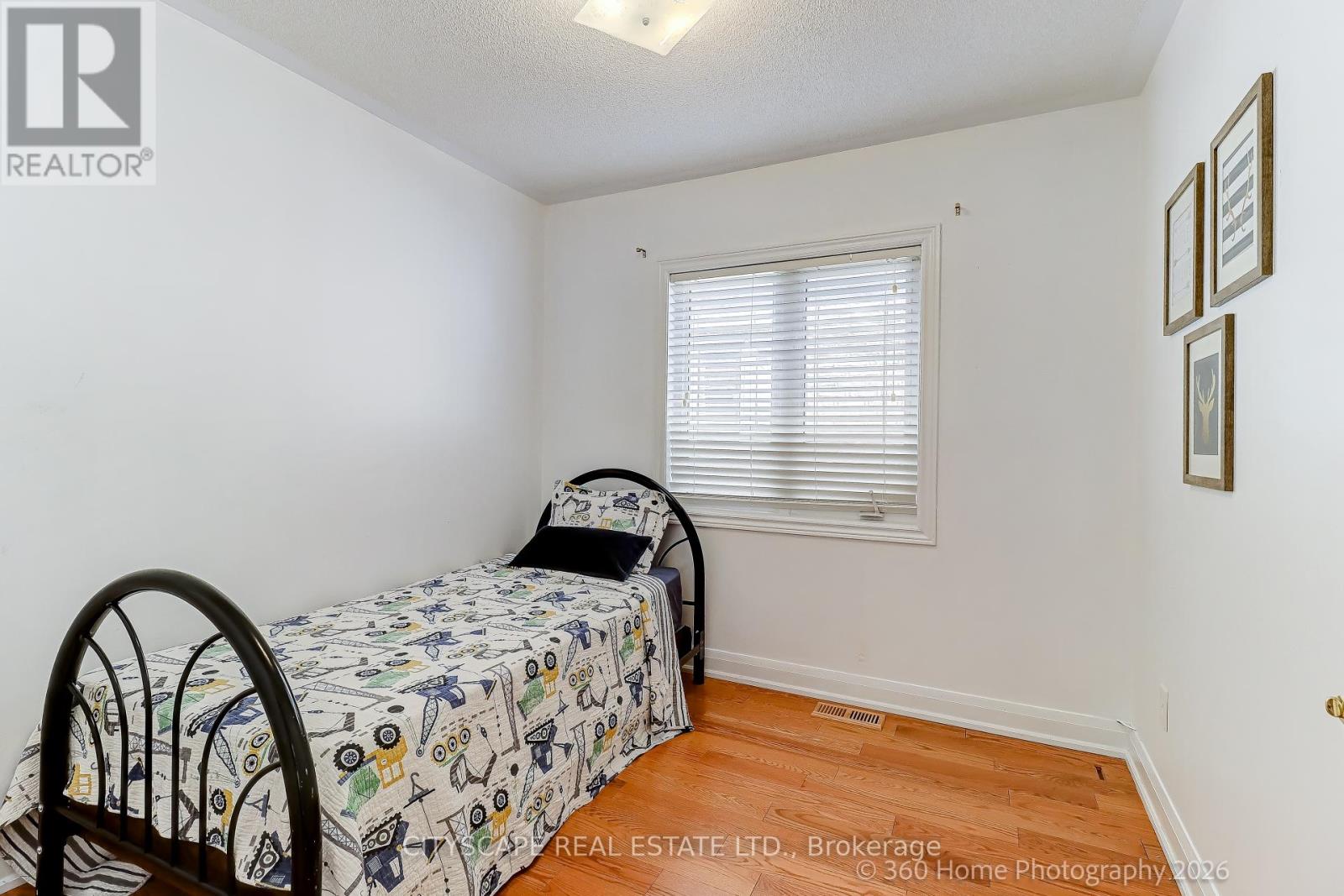 5487 Fudge Terrace, Mississauga, Ontario  L5M 0M9 - Photo 22 - W12853196