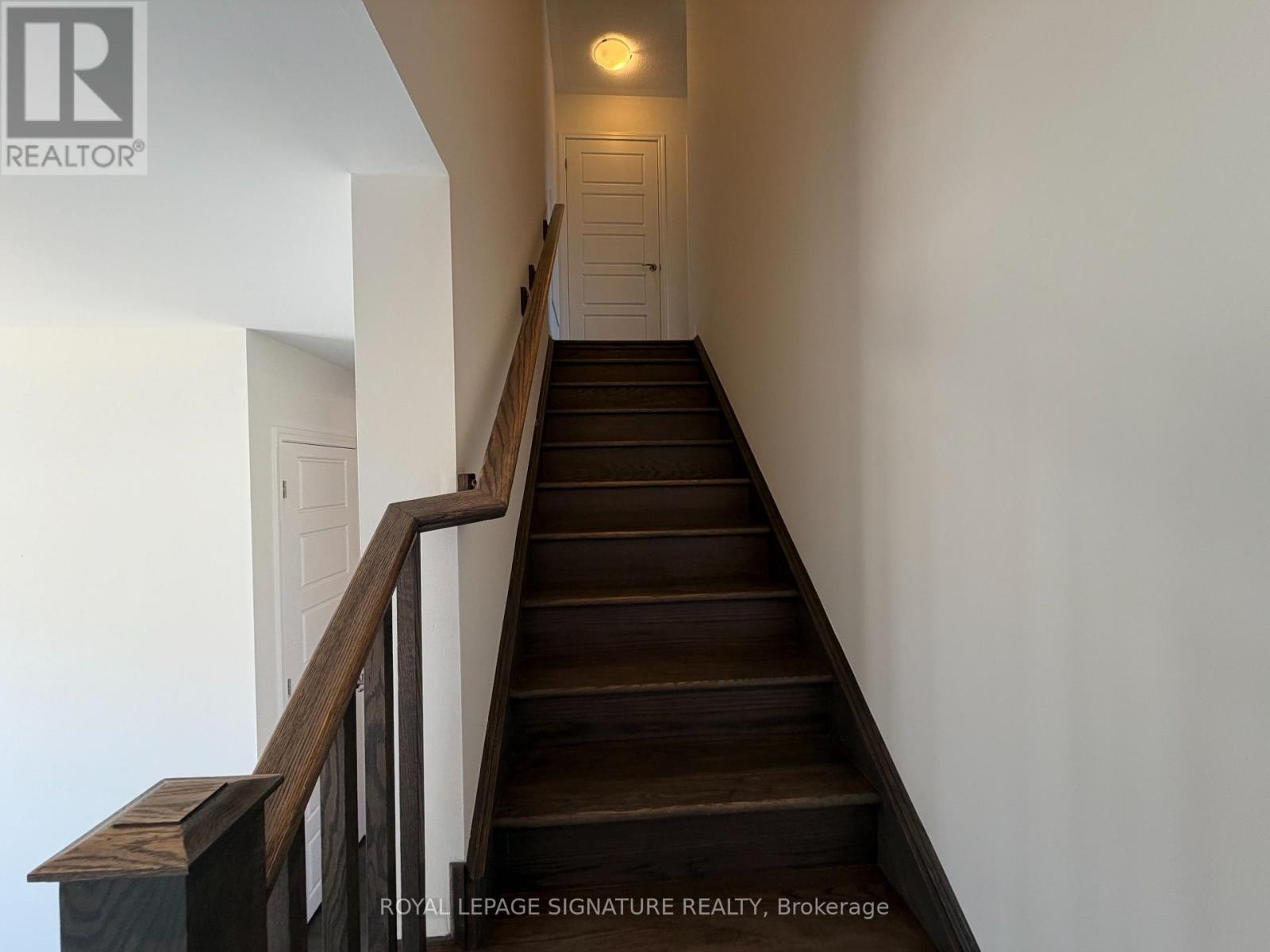 112 Burnhamthorpe Road E, Oakville (Go Glenorchy), Ontario  L6H 0X8 - Photo 13 - W12853246