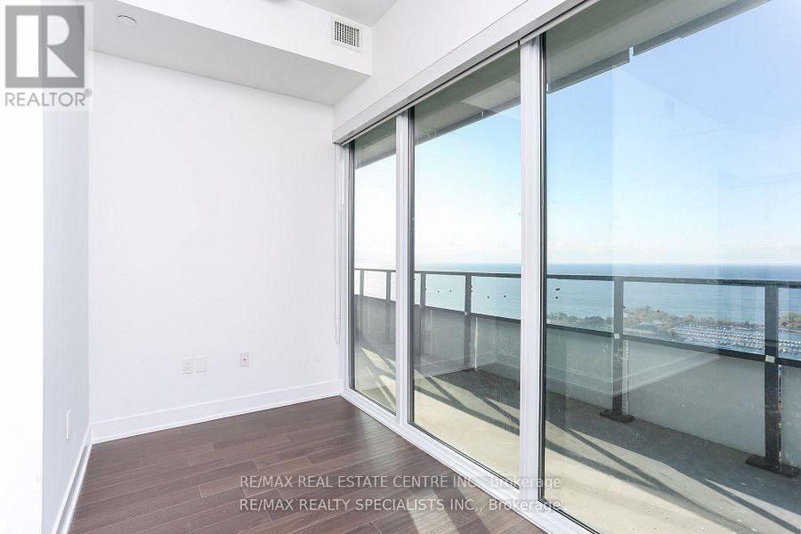 4220 - 30 Shore Breeze Drive, Toronto (Mimico), Ontario  M8V 1A1 - Photo 12 - W12853266