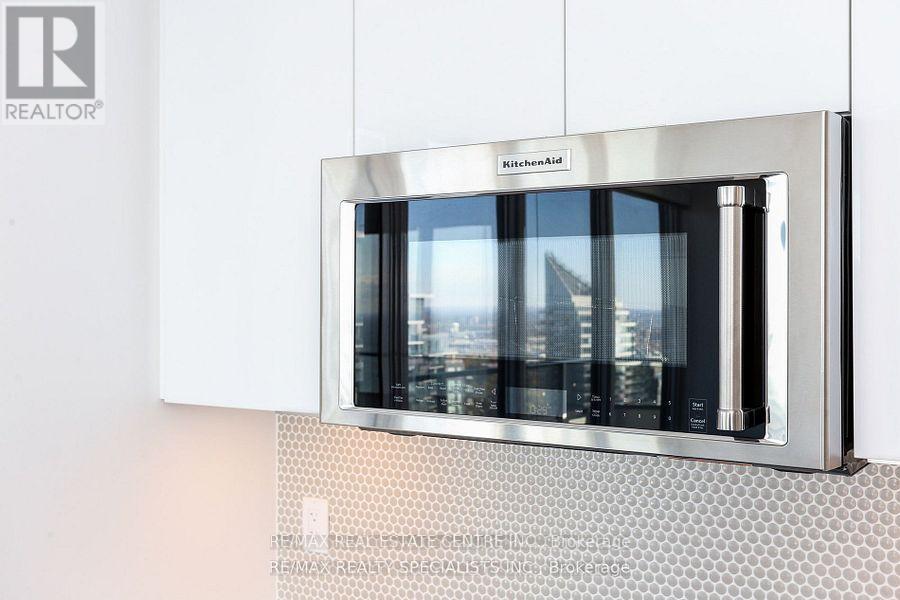 4220 - 30 Shore Breeze Drive, Toronto (Mimico), Ontario  M8V 1A1 - Photo 13 - W12853266