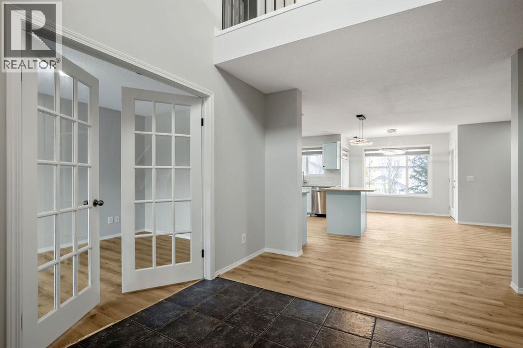 104 Cove Crescent, Chestermere, Alberta  T1X 5J1 - Photo 5 - A2283570