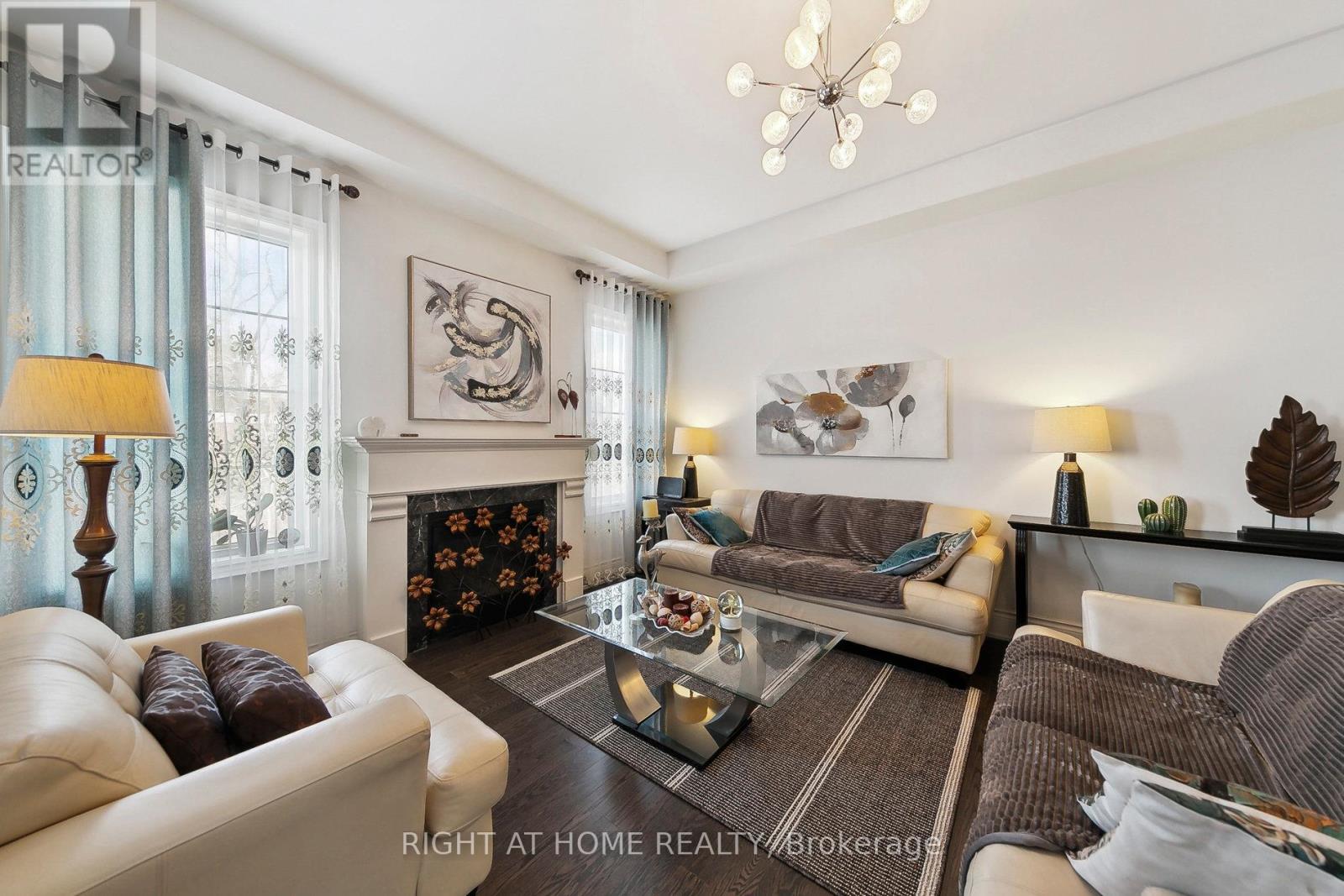 247 Humphrey Street, Hamilton (Waterdown), Ontario  L8B 1X4 - Photo 13 - X12853132