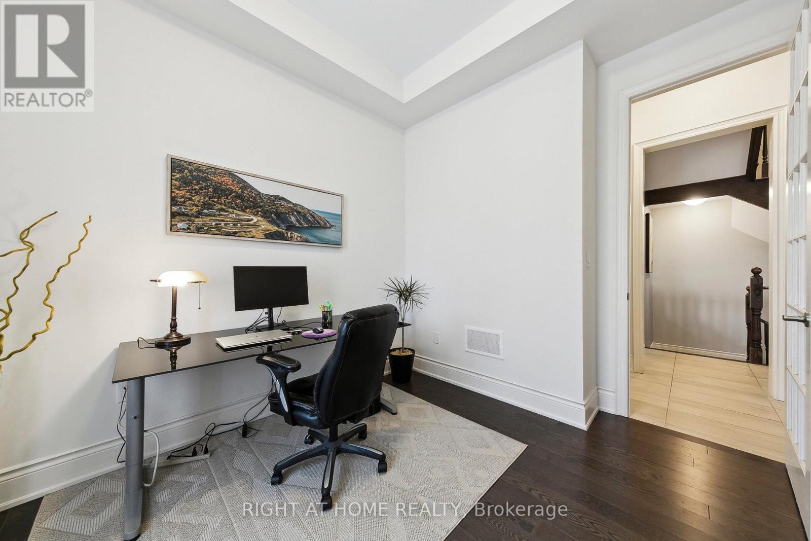 247 Humphrey Street, Hamilton (Waterdown), Ontario  L8B 1X4 - Photo 17 - X12853132