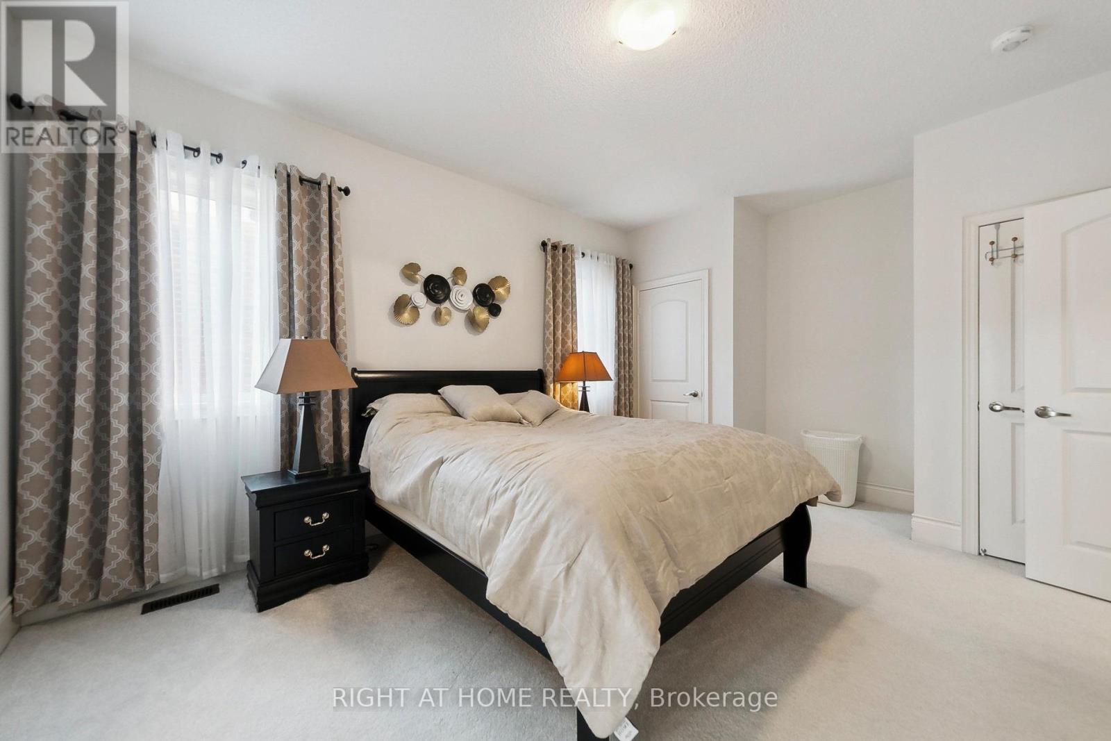 247 Humphrey Street, Hamilton (Waterdown), Ontario  L8B 1X4 - Photo 30 - X12853132