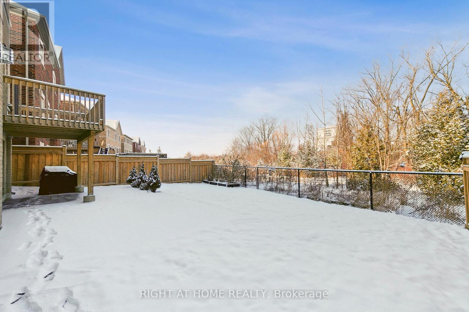 247 Humphrey Street, Hamilton (Waterdown), Ontario  L8B 1X4 - Photo 38 - X12853132