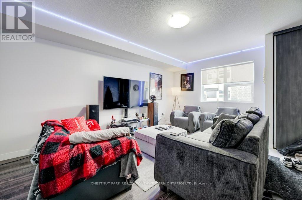 114 - 338 Albert Street, Waterloo, Ontario  N2L 3T8 - Photo 3 - X12853140