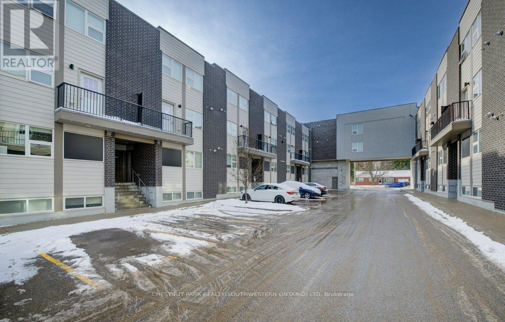 114 - 338 Albert Street, Waterloo, Ontario  N2L 3T8 - Photo 30 - X12853140