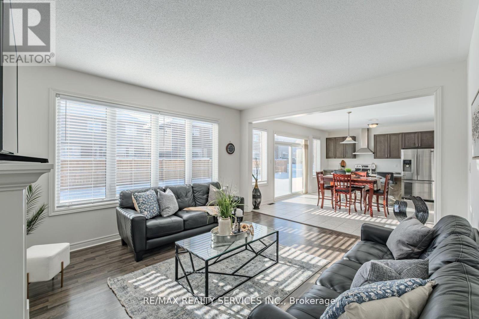 12 Oldham Avenue, Brant (Paris), Ontario  N3L 0G7 - Photo 25 - X12853232