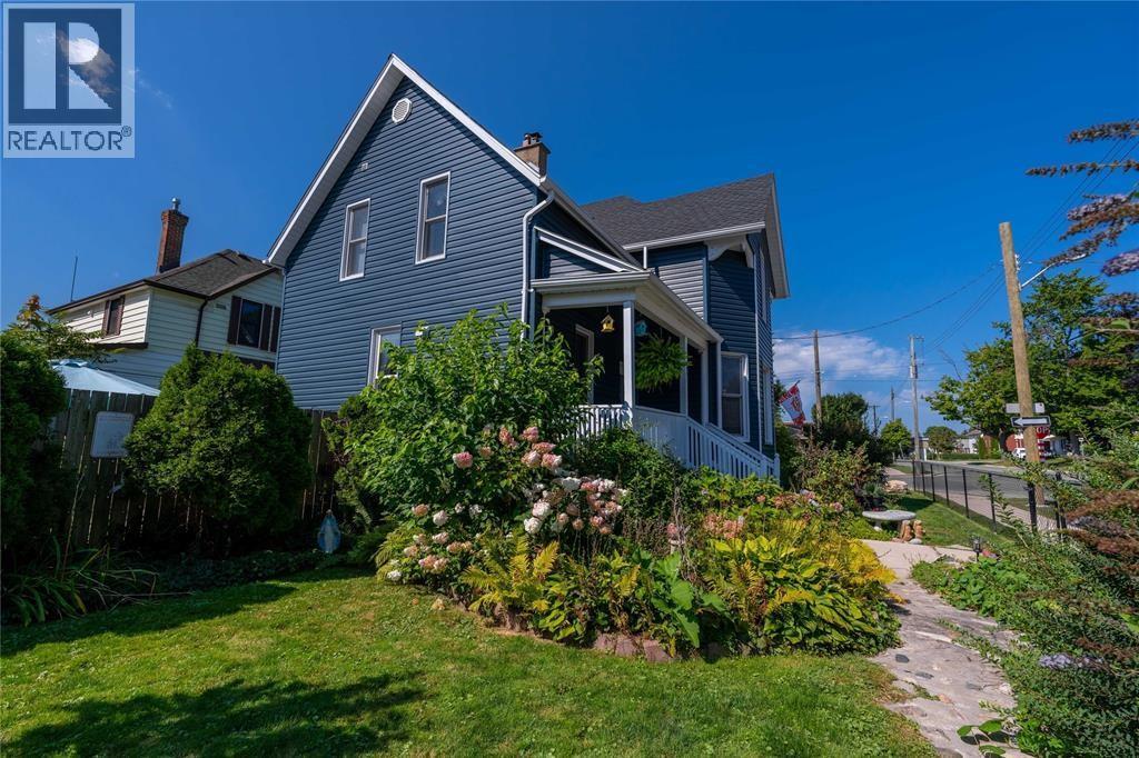 224 Vidal Street South, Sarnia, Ontario  N7T 2T7 - Photo 3 - 26004725