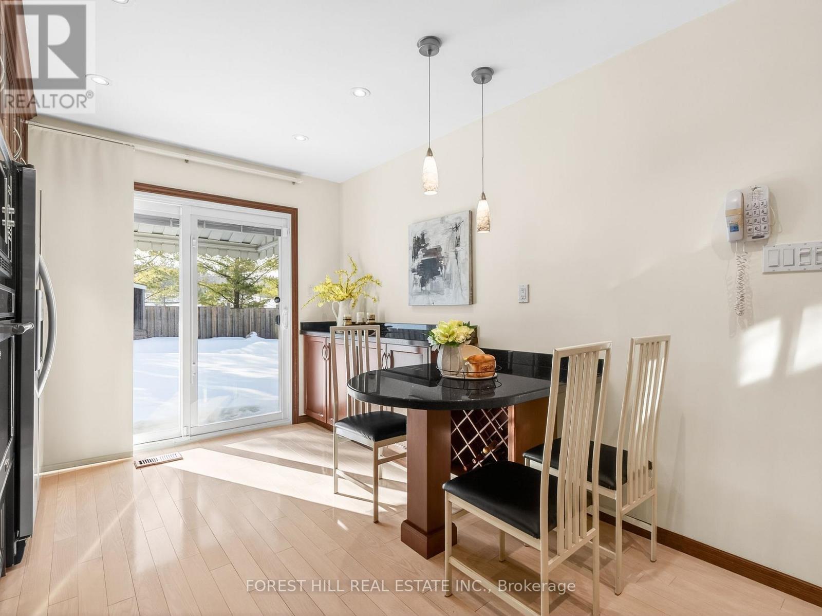 694 Conacher Drive, Toronto, Ontario  M2M 3N6 - Photo 14 - C12838330