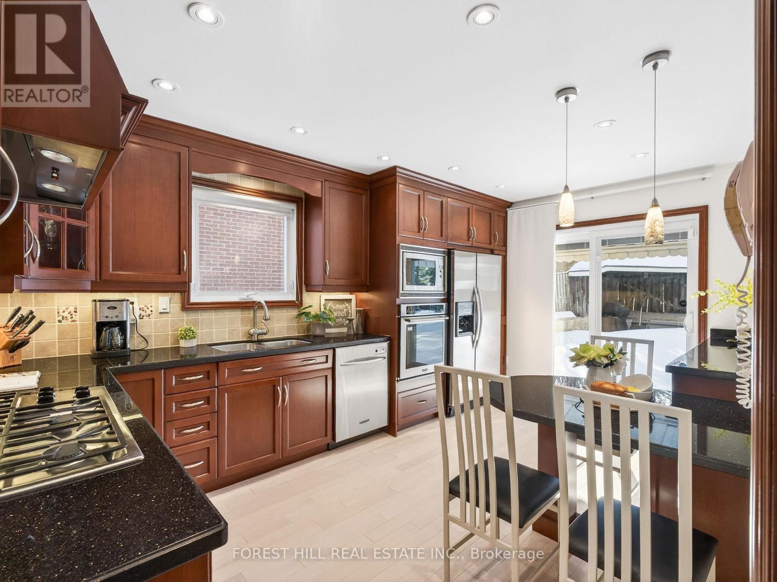 694 Conacher Drive, Toronto, Ontario  M2M 3N6 - Photo 13 - C12838330