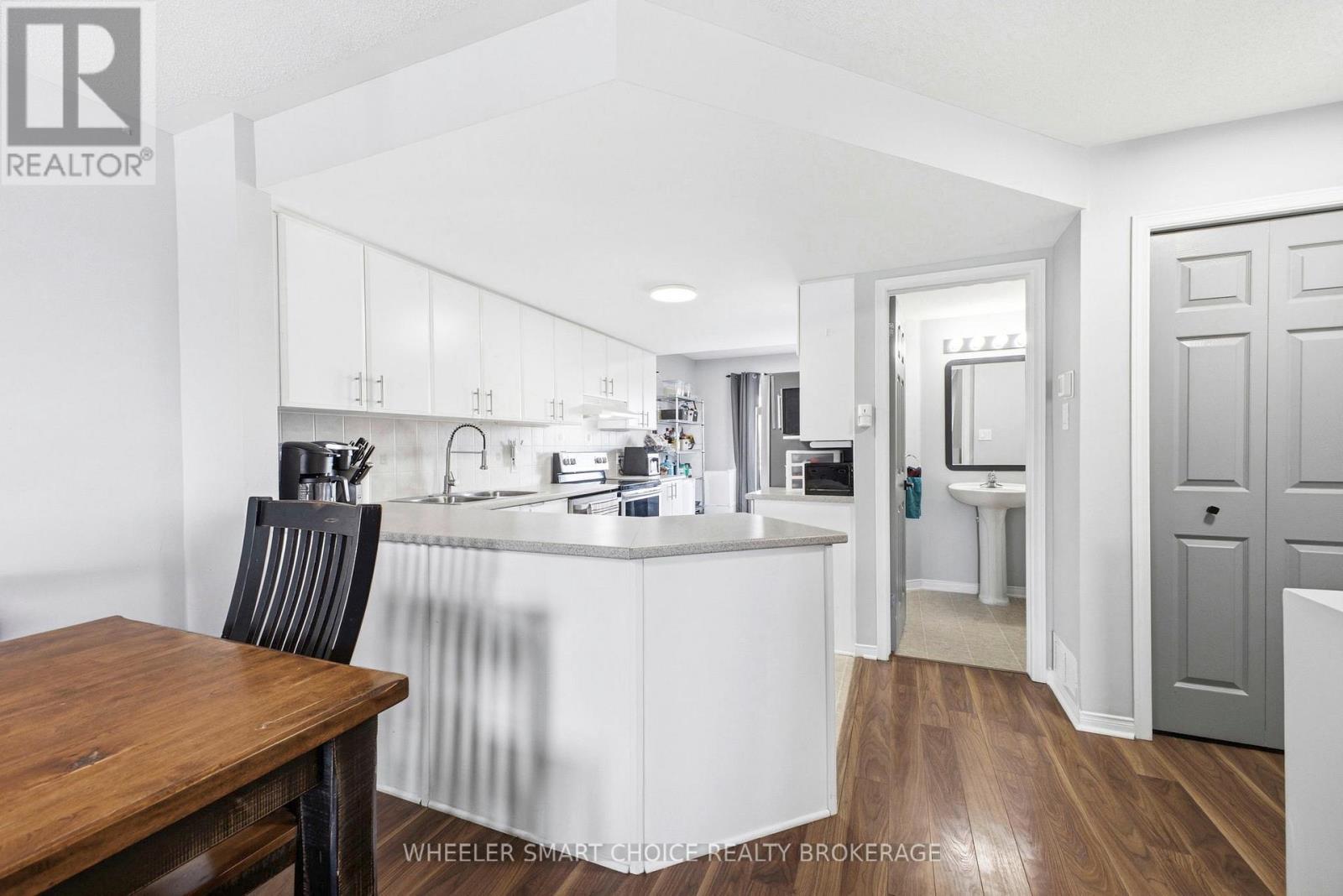 11 - 432 Hillsboro Private, Ottawa, Ontario  K2M 3A8 - Photo 10 - X12853508