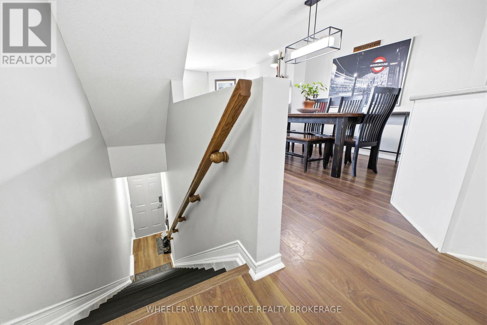 11 - 432 Hillsboro Private, Ottawa, Ontario  K2M 3A8 - Photo 5 - X12853508