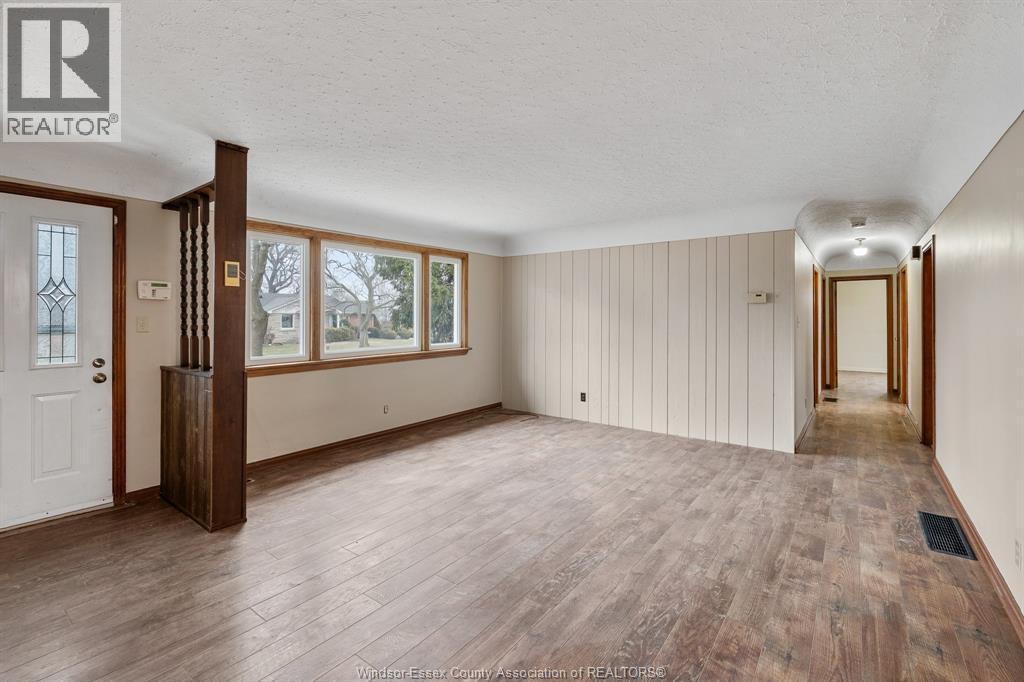 16 Noble Avenue, Leamington, Ontario N8H 3S6 - Photo 6 - 26004652