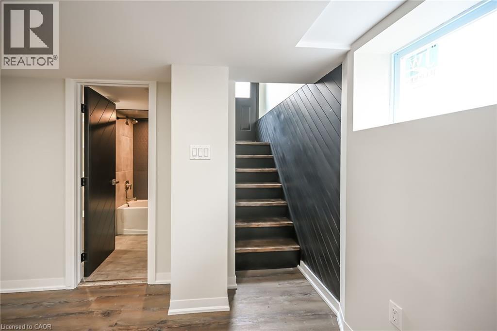 43 Mahony Avenue Unit# 2, Hamilton, Ontario  L8H 3C3 - Photo 3 - 40810192