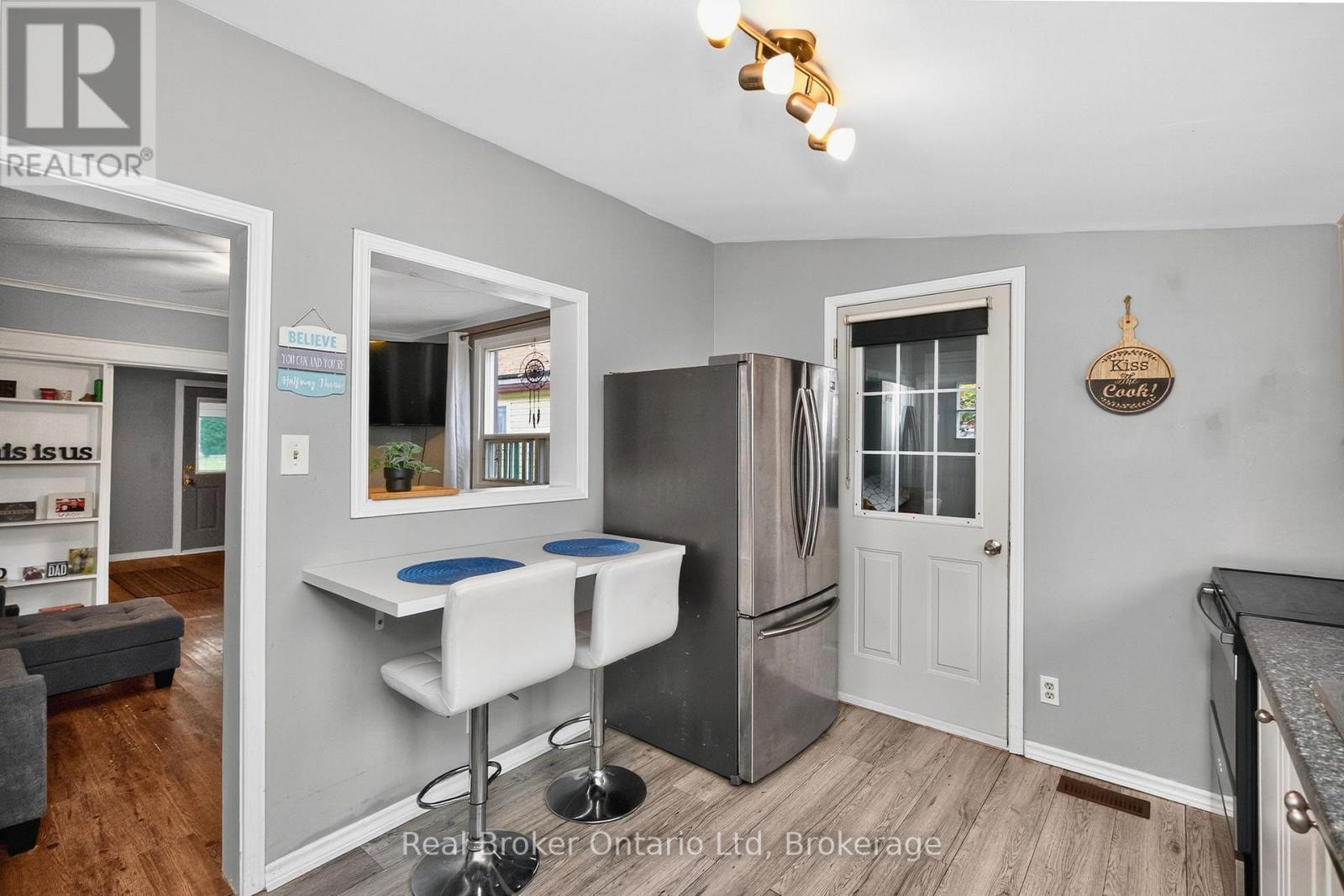 808 Quebec Street, Midland, Ontario  L4R 1E9 - Photo 11 - S12853432