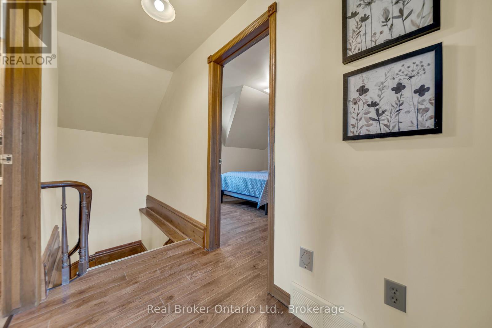 690 Wallace Avenue S, North Perth, Ontario  N4W 1Y4 - Photo 27 - X12853358