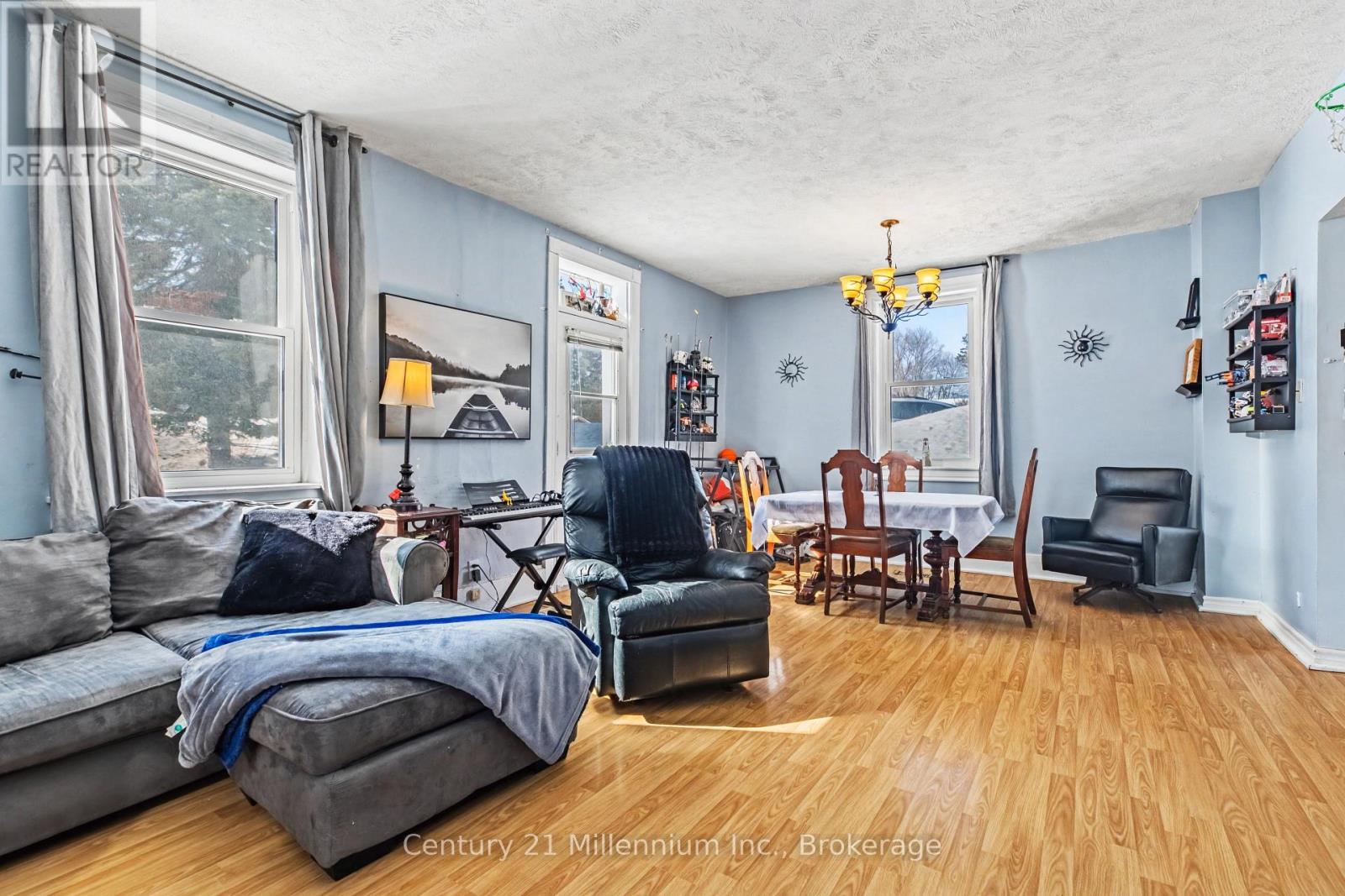 15 Ellen Street, Grey Highlands, Ontario  N0C 1E0 - Photo 18 - X12853390