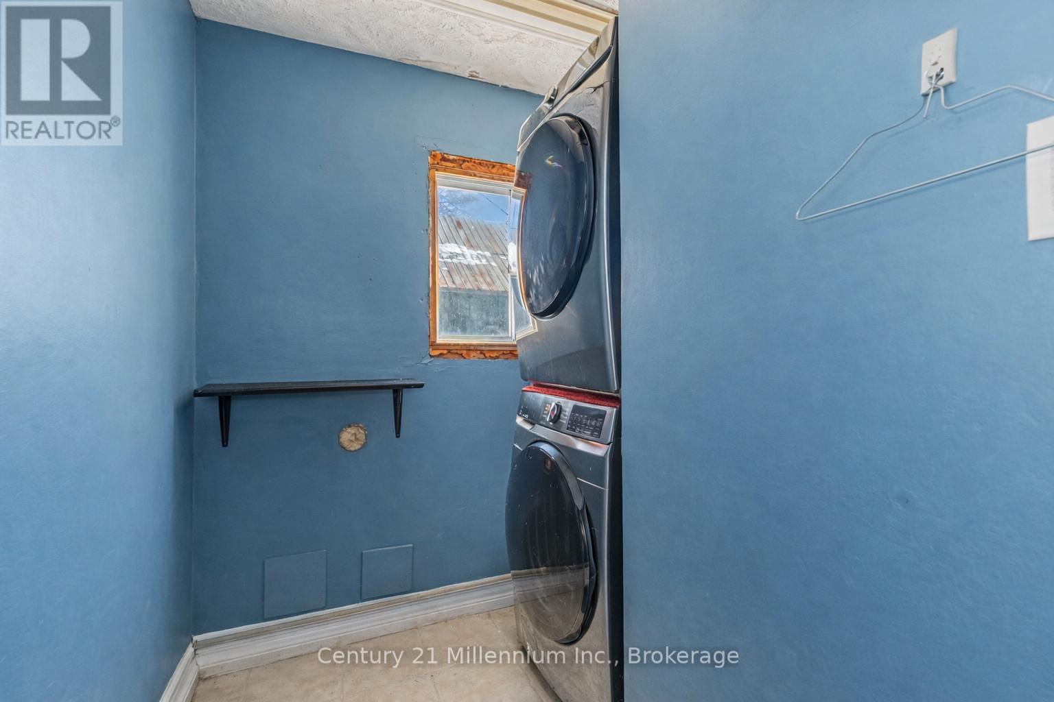 15 Ellen Street, Grey Highlands, Ontario  N0C 1E0 - Photo 21 - X12853390