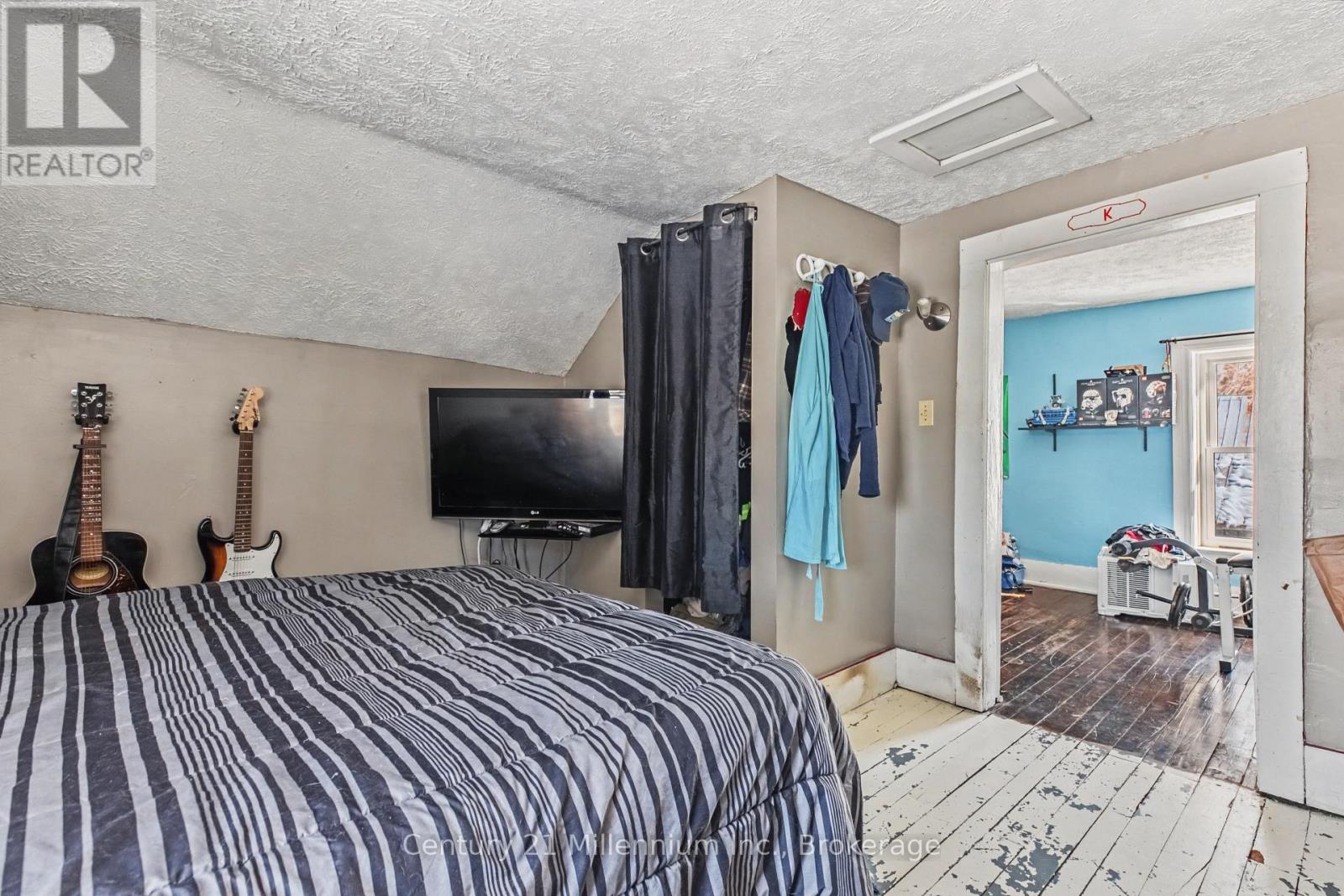 15 Ellen Street, Grey Highlands, Ontario  N0C 1E0 - Photo 25 - X12853390