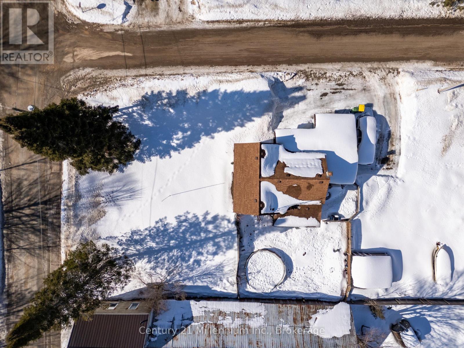 15 Ellen Street, Grey Highlands, Ontario  N0C 1E0 - Photo 7 - X12853390