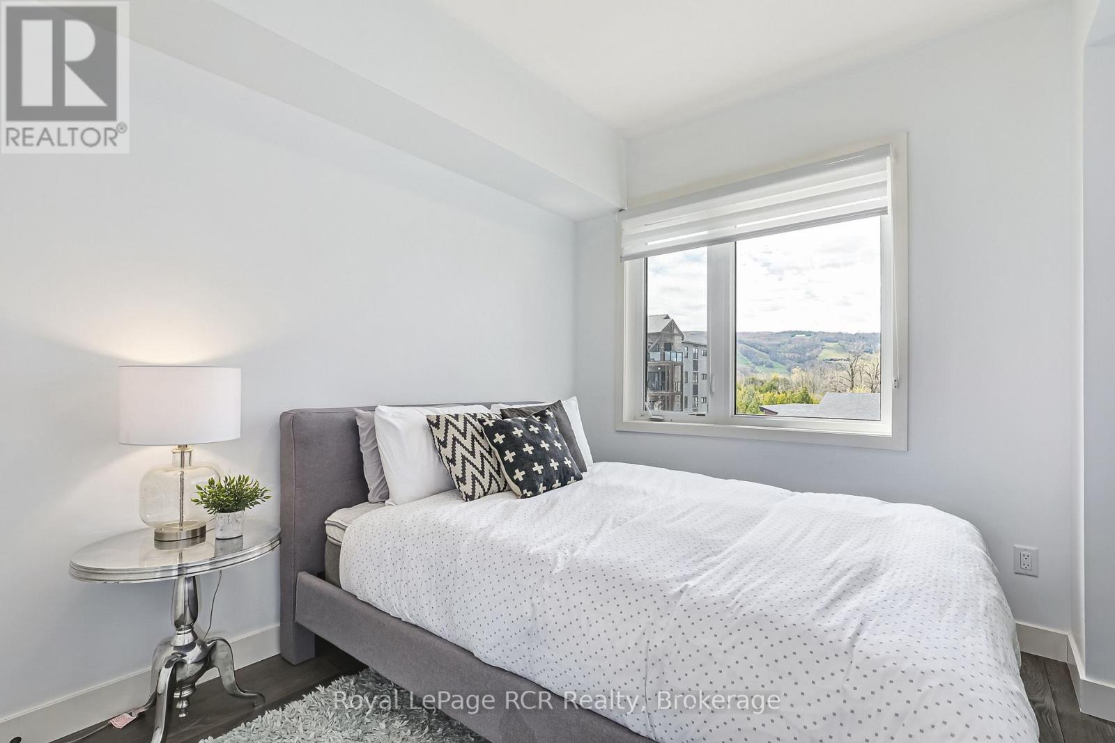 305 - 12 Beckwith Lane, Blue Mountains, Ontario  L9Y 0A4 - Photo 12 - X12853448