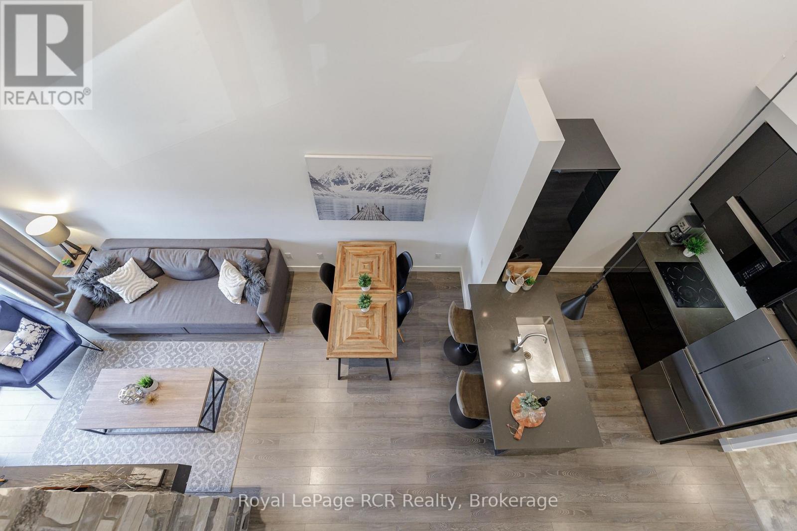 305 - 12 Beckwith Lane, Blue Mountains, Ontario  L9Y 0A4 - Photo 5 - X12853448