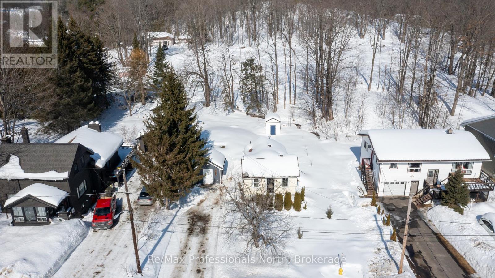 260 Private Street, Gravenhurst, Ontario  P1P 1R2 - Photo 25 - X12853480