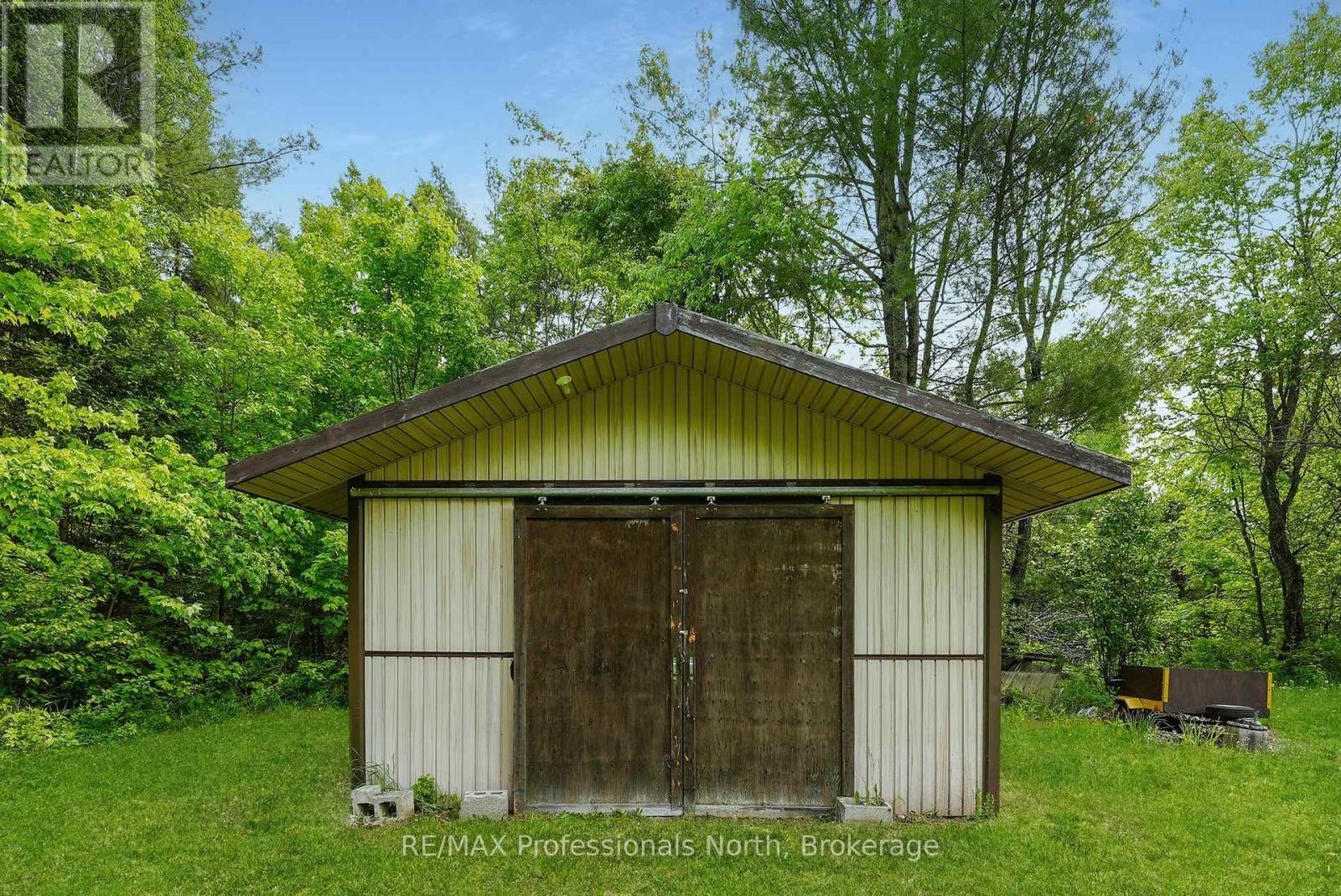 3072 Gelert Road, Minden Hills, Ontario  K0M 2K0 - Photo 45 - X12853502