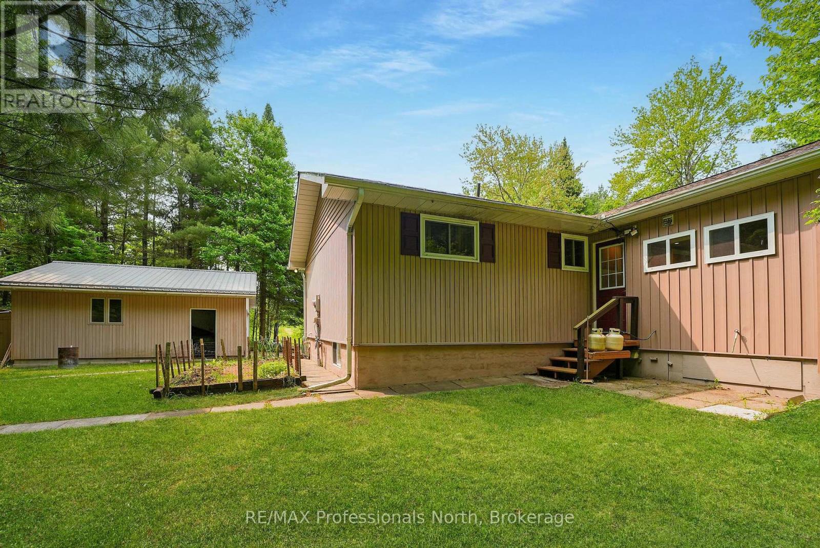 3072 Gelert Road, Minden Hills, Ontario  K0M 2K0 - Photo 48 - X12853502