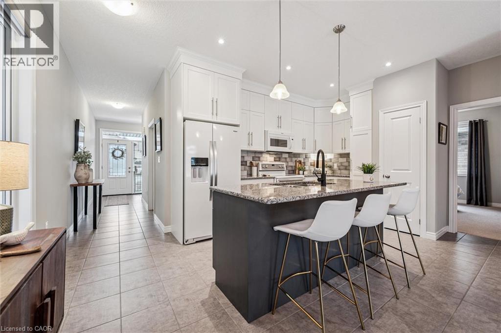 130 N Snyder Avenue N, Elmira, Ontario  N3B 0E1 - Photo 6 - 40805438