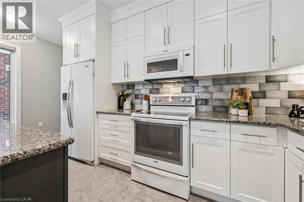 130 N Snyder Avenue N, Elmira, Ontario  N3B 0E1 - Photo 9 - 40805438