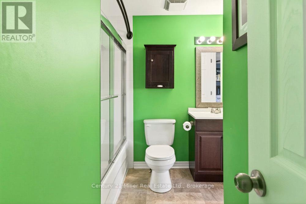 69 - 2050 Upper Middle Road, Burlington, Ontario  L7P 3R9 - Photo 21 - W12853676