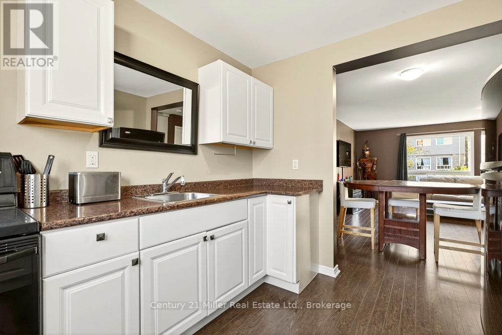 69 - 2050 Upper Middle Road, Burlington, Ontario  L7P 3R9 - Photo 9 - W12853676