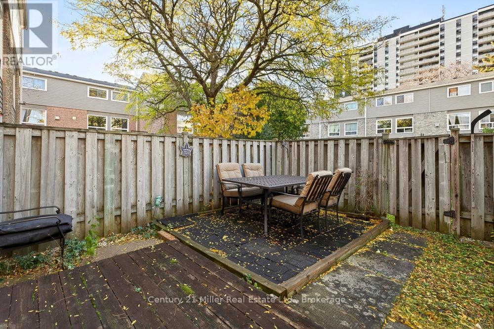 69 - 2050 Upper Middle Road, Burlington, Ontario  L7P 3R9 - Photo 28 - W12853676