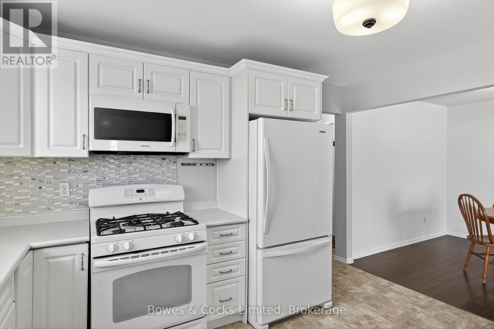 13 Mohawk Drive, Kawartha Lakes, Ontario  K9V 0J1 - Photo 16 - X12853566