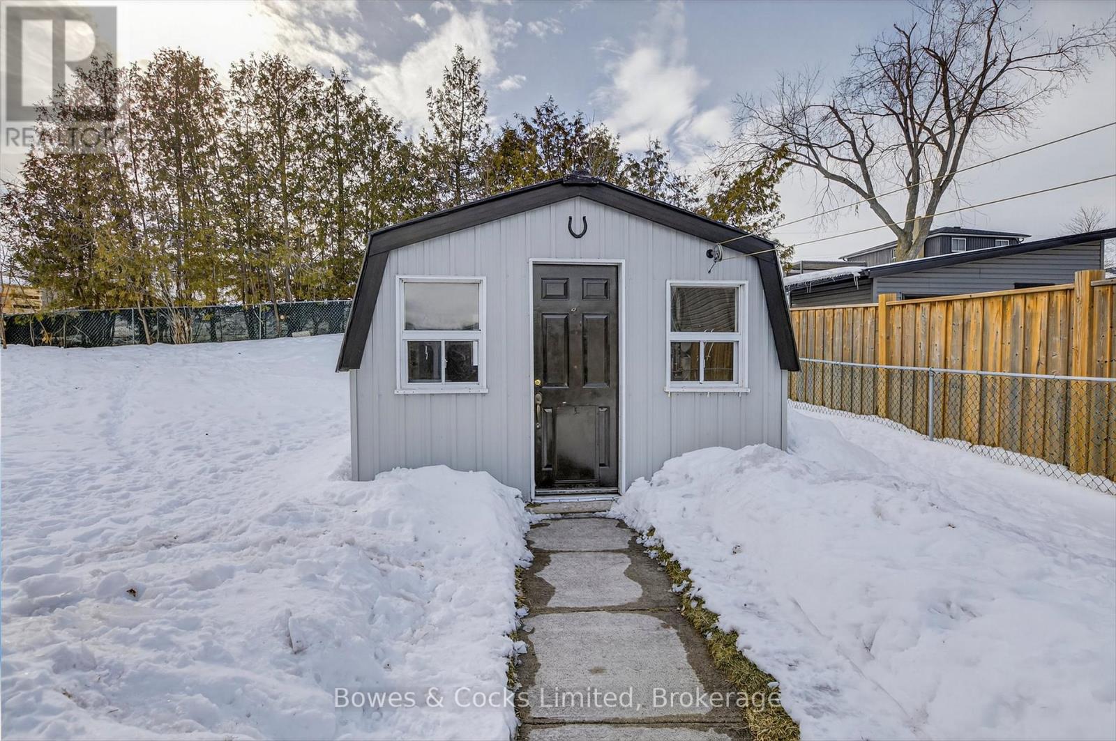 13 Mohawk Drive, Kawartha Lakes, Ontario  K9V 0J1 - Photo 41 - X12853566