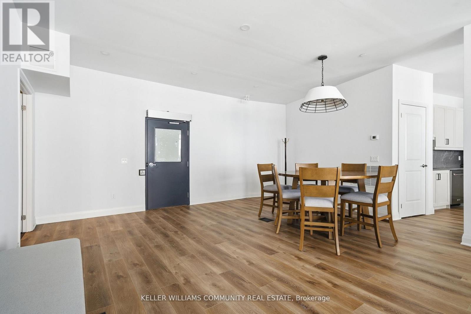 206 - 99 Louisa Street, Kawartha Lakes, Ontario  K0M 1N0 - Photo 42 - X12853596