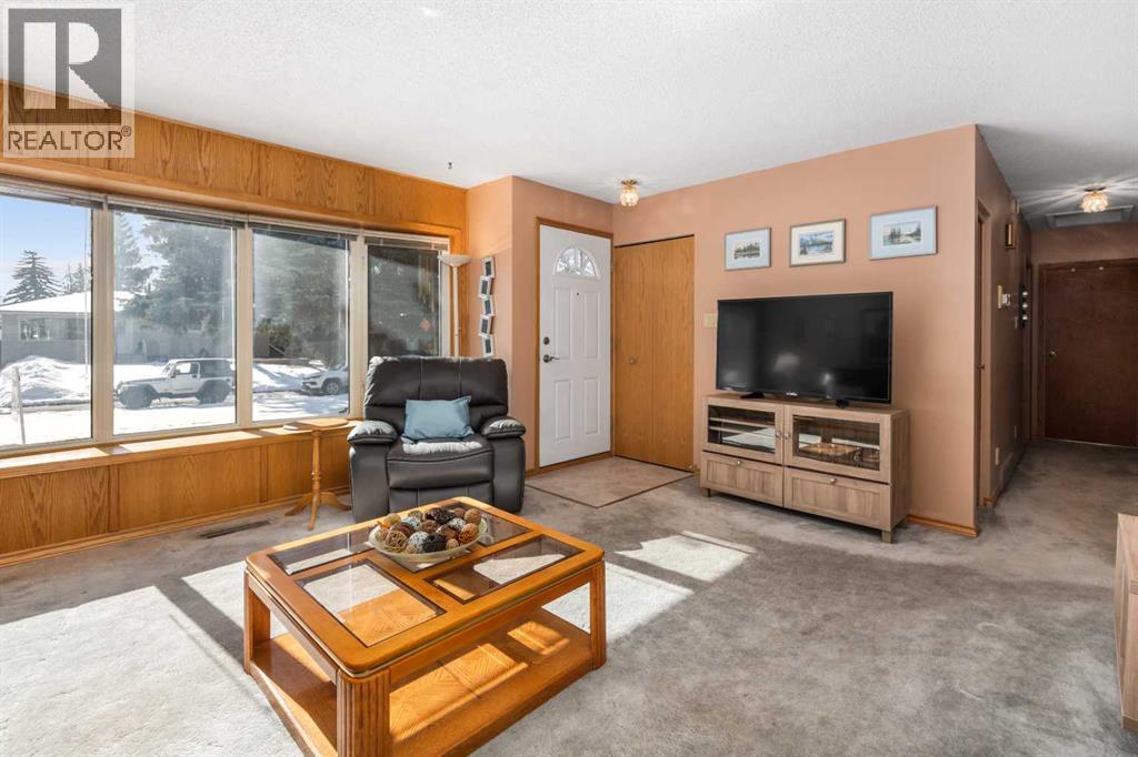 9616 Assiniboine Road Se, Calgary, Alberta  T2J 0Z6 - Photo 4 - A2290259