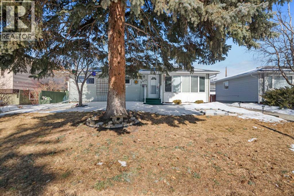 9616 Assiniboine Road Se, Calgary, Alberta  T2J 0Z6 - Photo 1 - A2290259