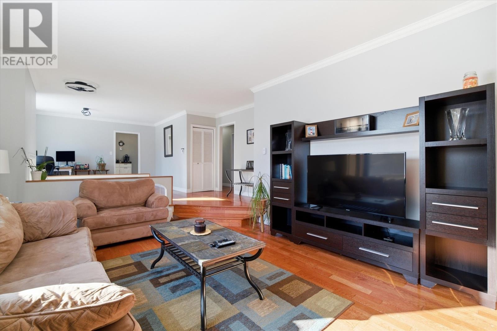 8 Twin Brooks Drive, Paradise, Newfoundland & Labrador  A1L 1Y1 - Photo 7 - 1294843